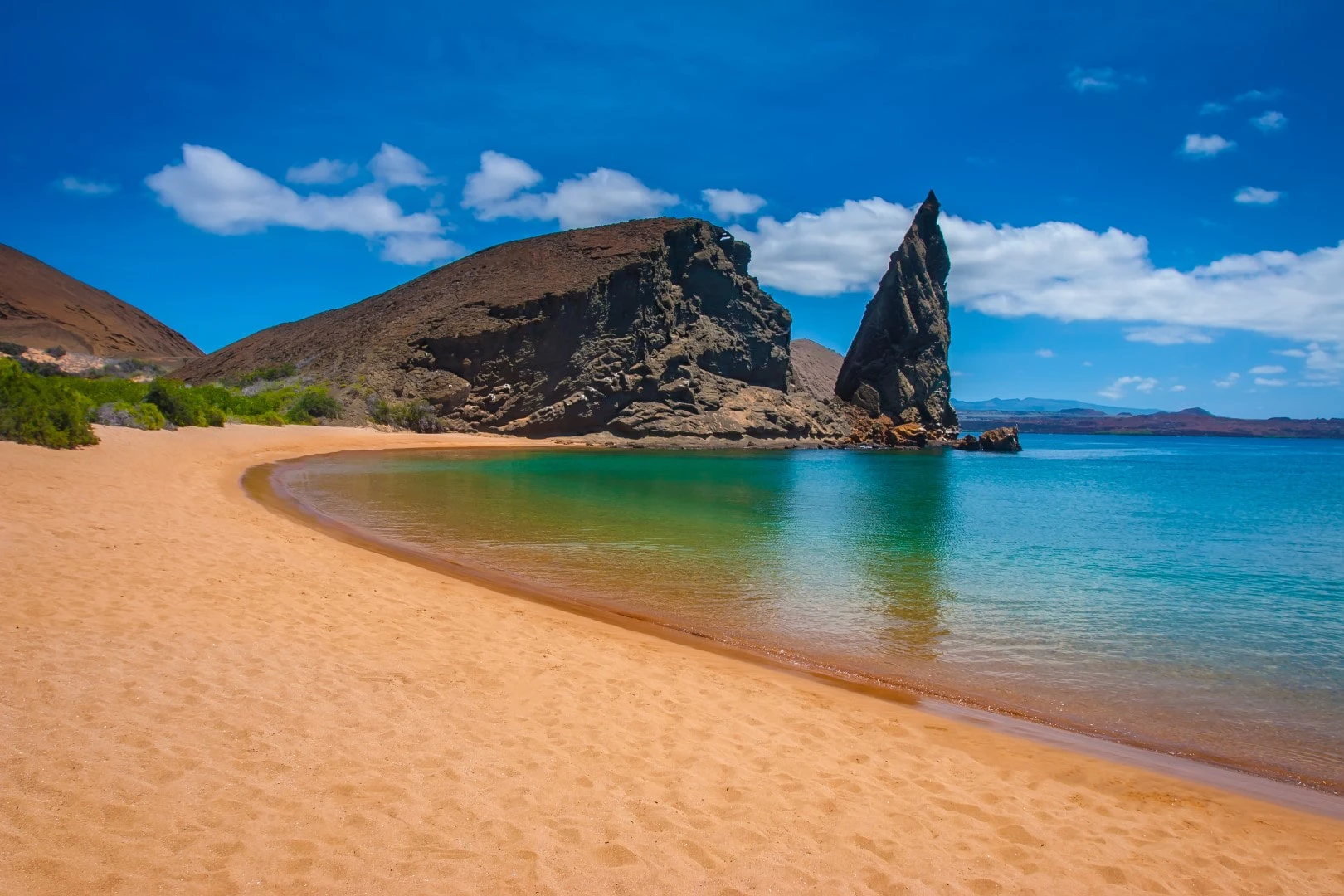 Tour por las islas LGBT - Ecuador