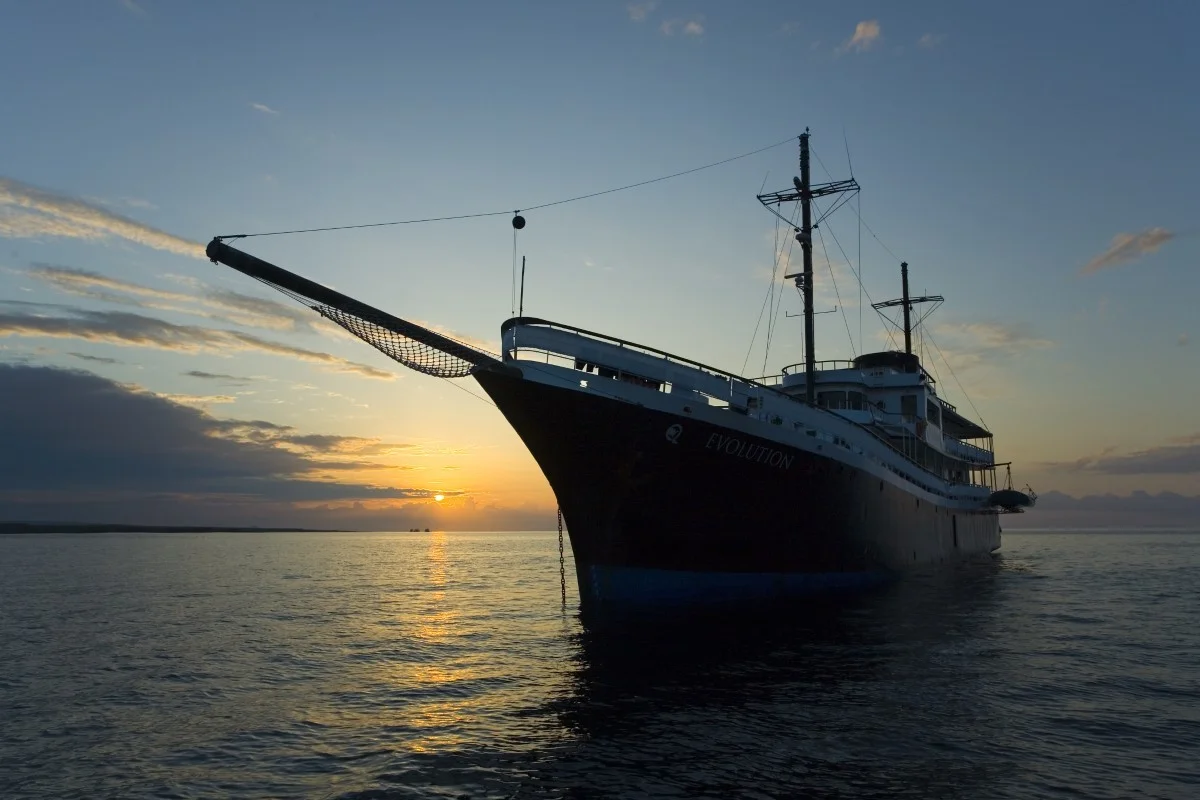 Evolution Yacht