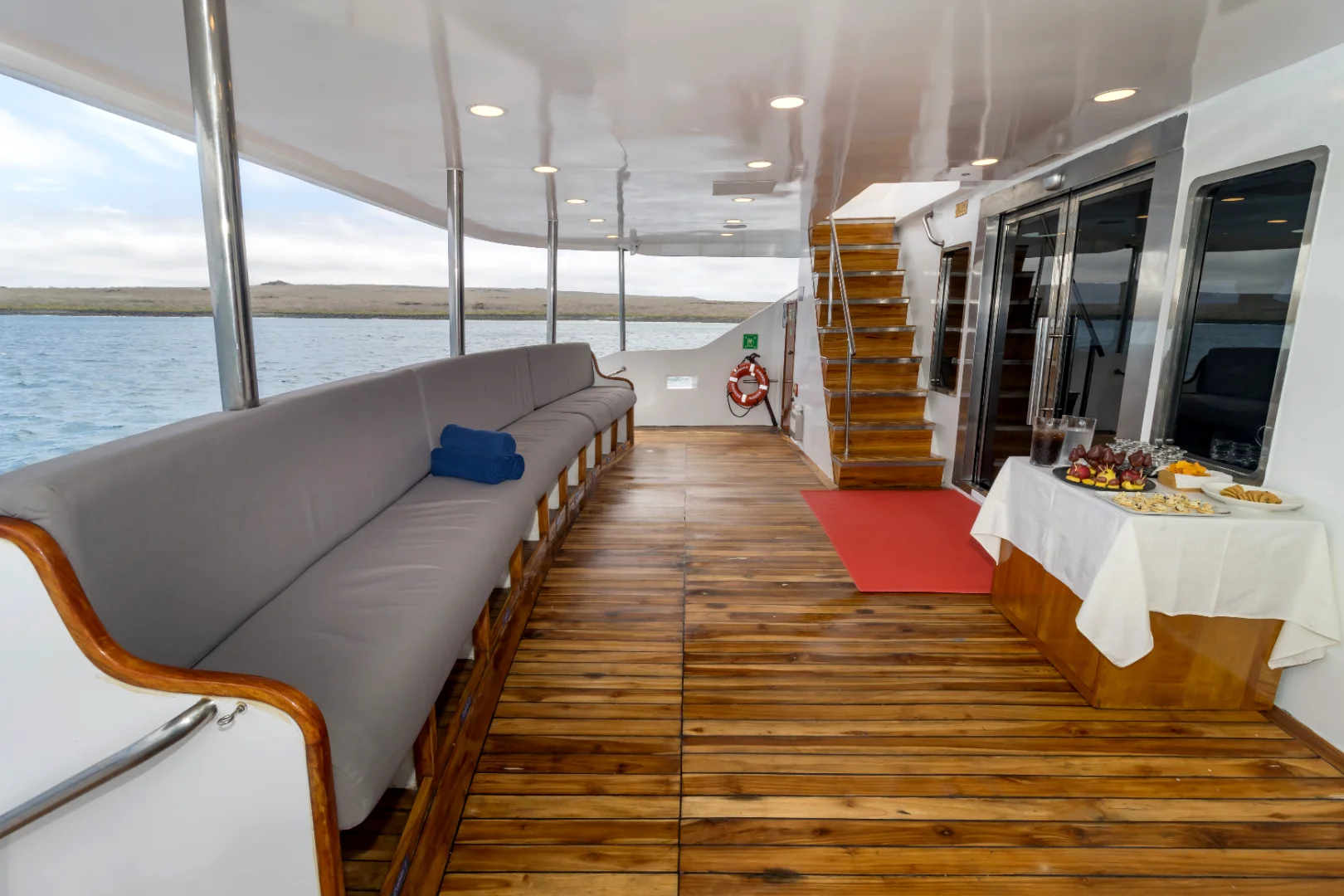 Yate Grand Queen Beatriz