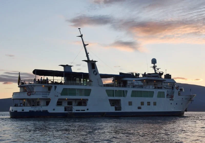 Isabela II Yacht