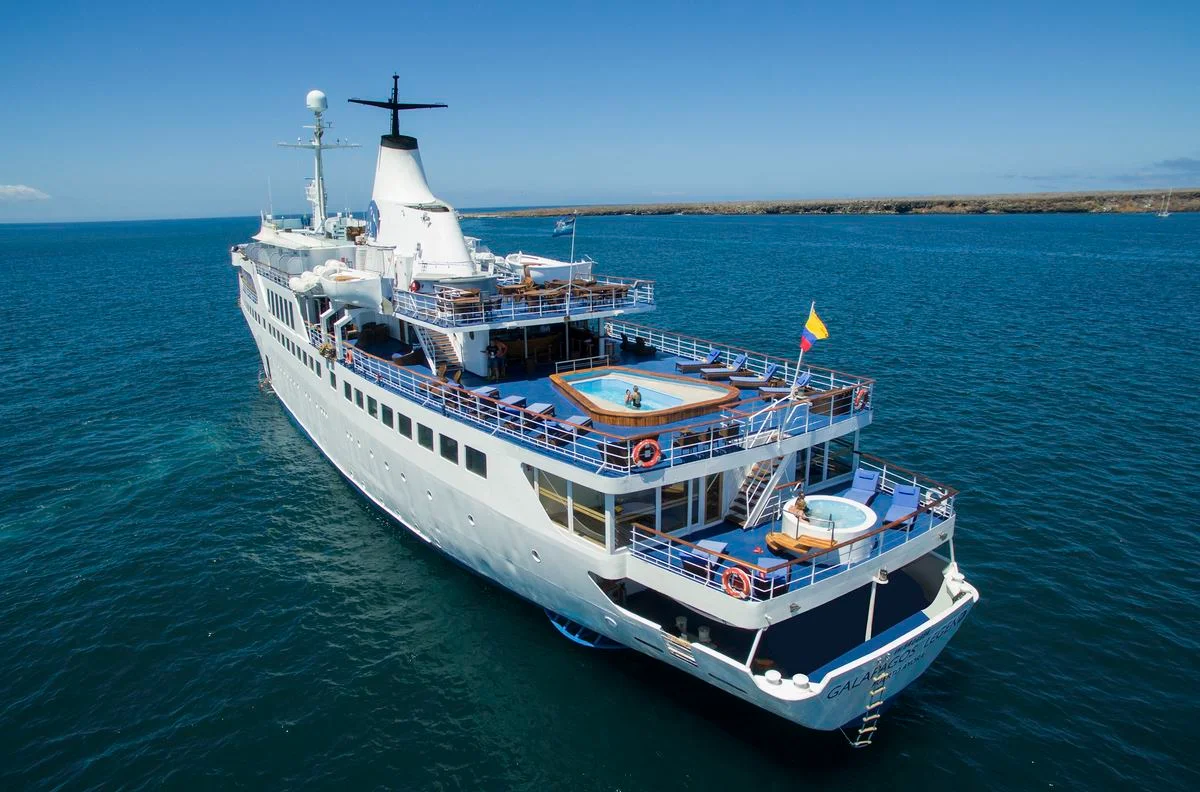 Galapagos Legend Yacht