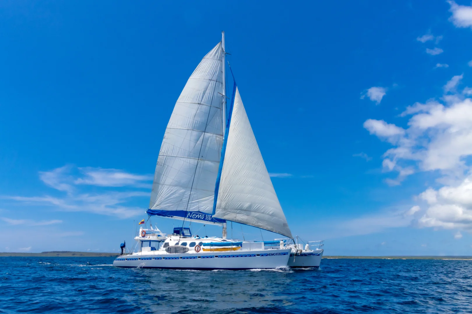 Catamaran Nemo III