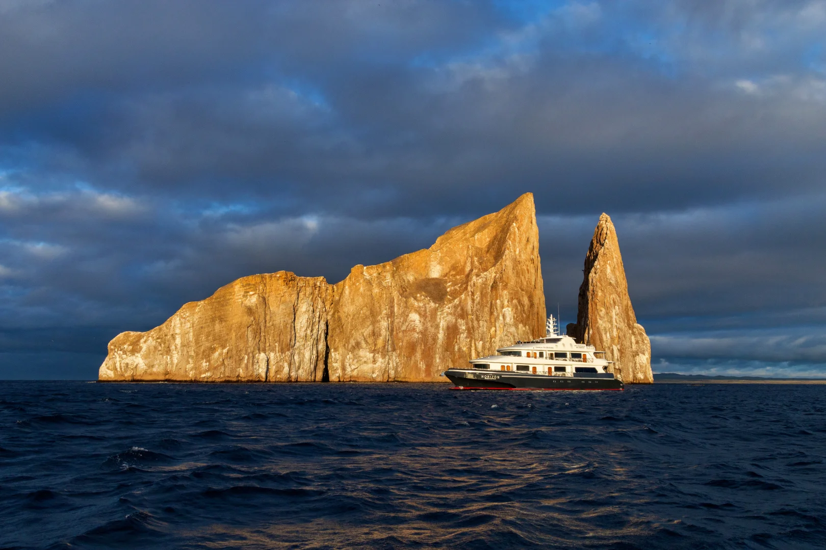 Trimaran Horizon Galapagos