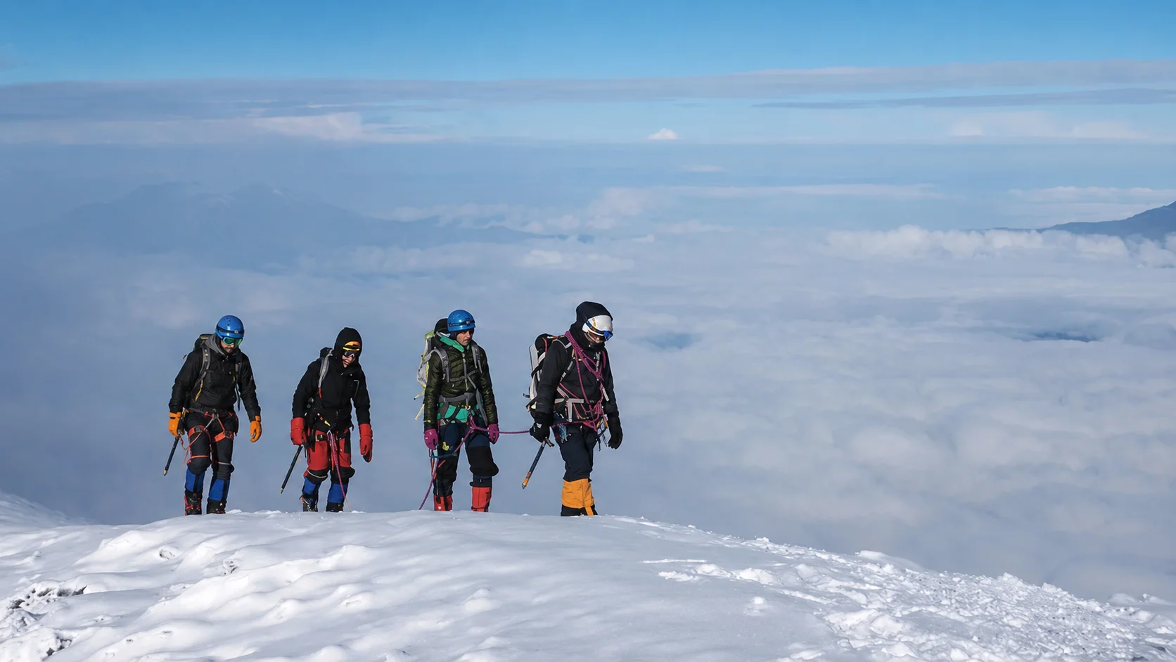 Cumbres andinas: una expedición de alpinismo de alta montaña por Ecuador