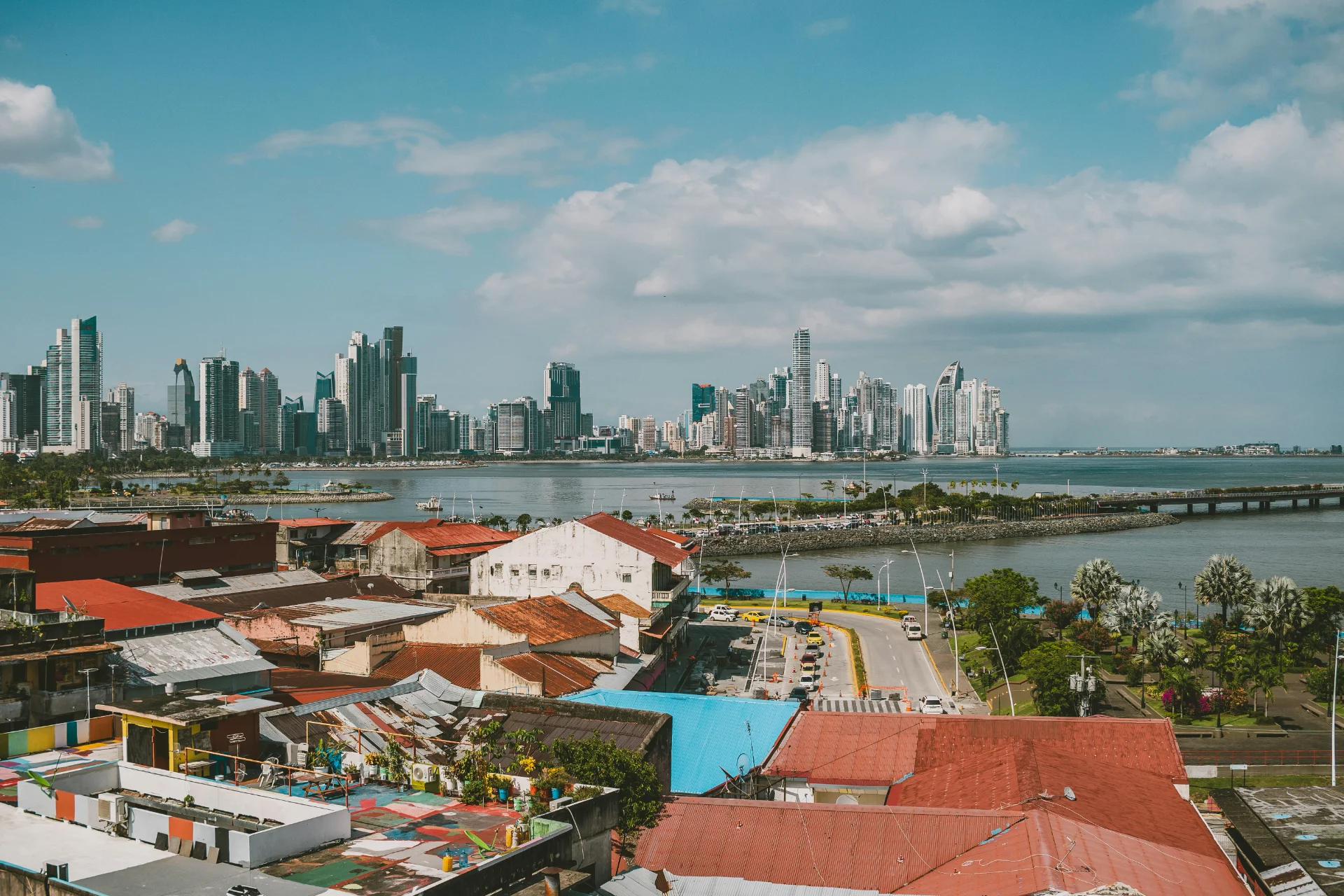 Panama Romantic Escape: Pacific Shores & Island Serenity