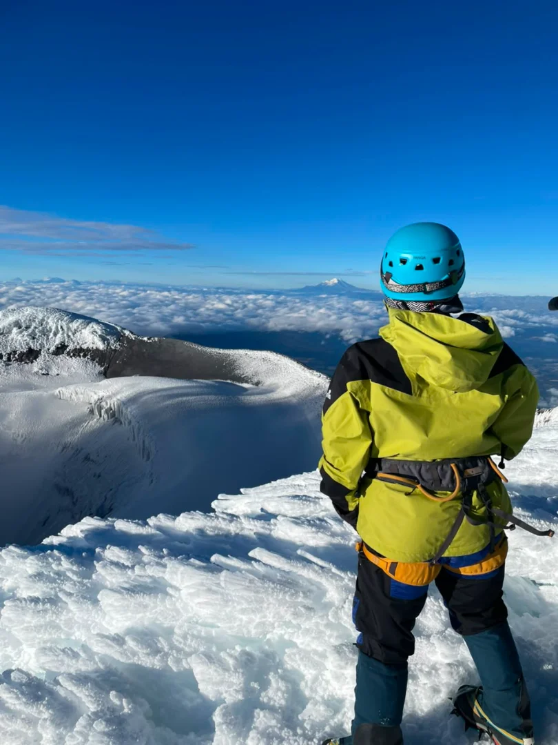 Cumbres andinas: una expedición de alpinismo de alta montaña por Ecuador
