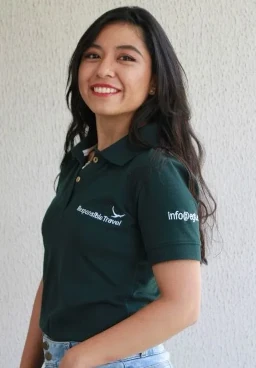 Josselyn Viveros - Travel advisor